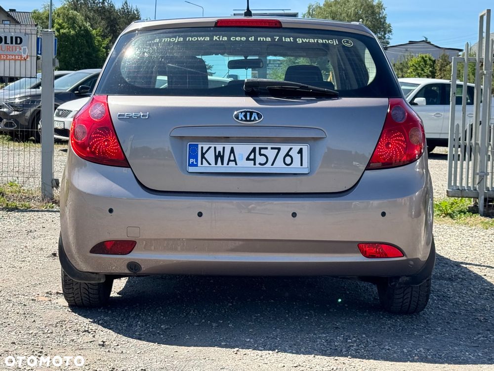 Kia Ceed 1.6 Comfort - 7