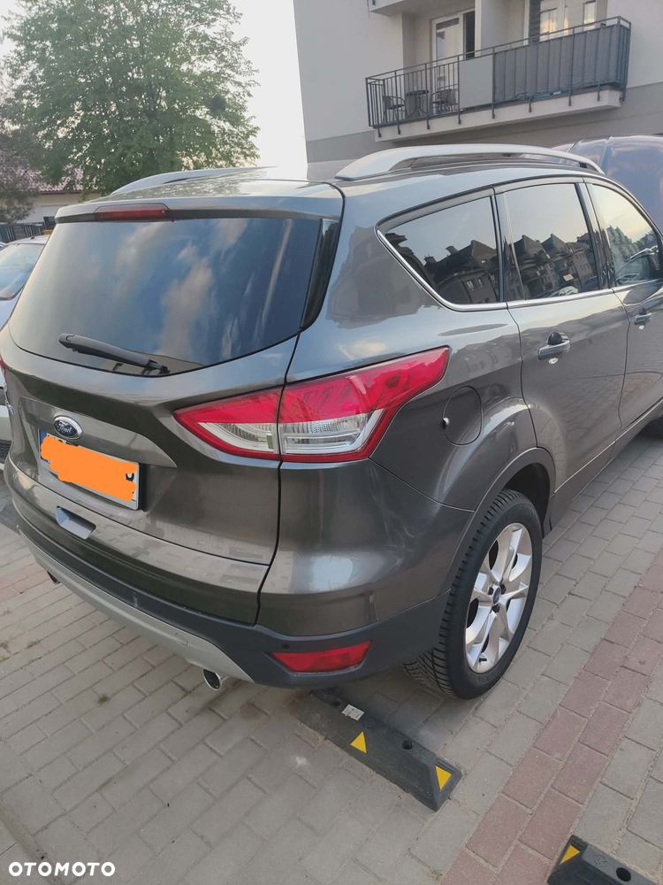 Ford Kuga 2.0 TDCi 4x4 Titanium - 3