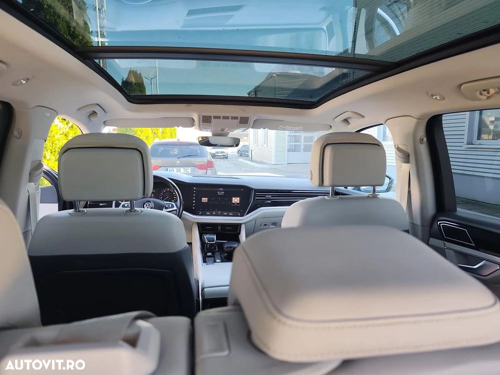 Volkswagen Touareg - 3