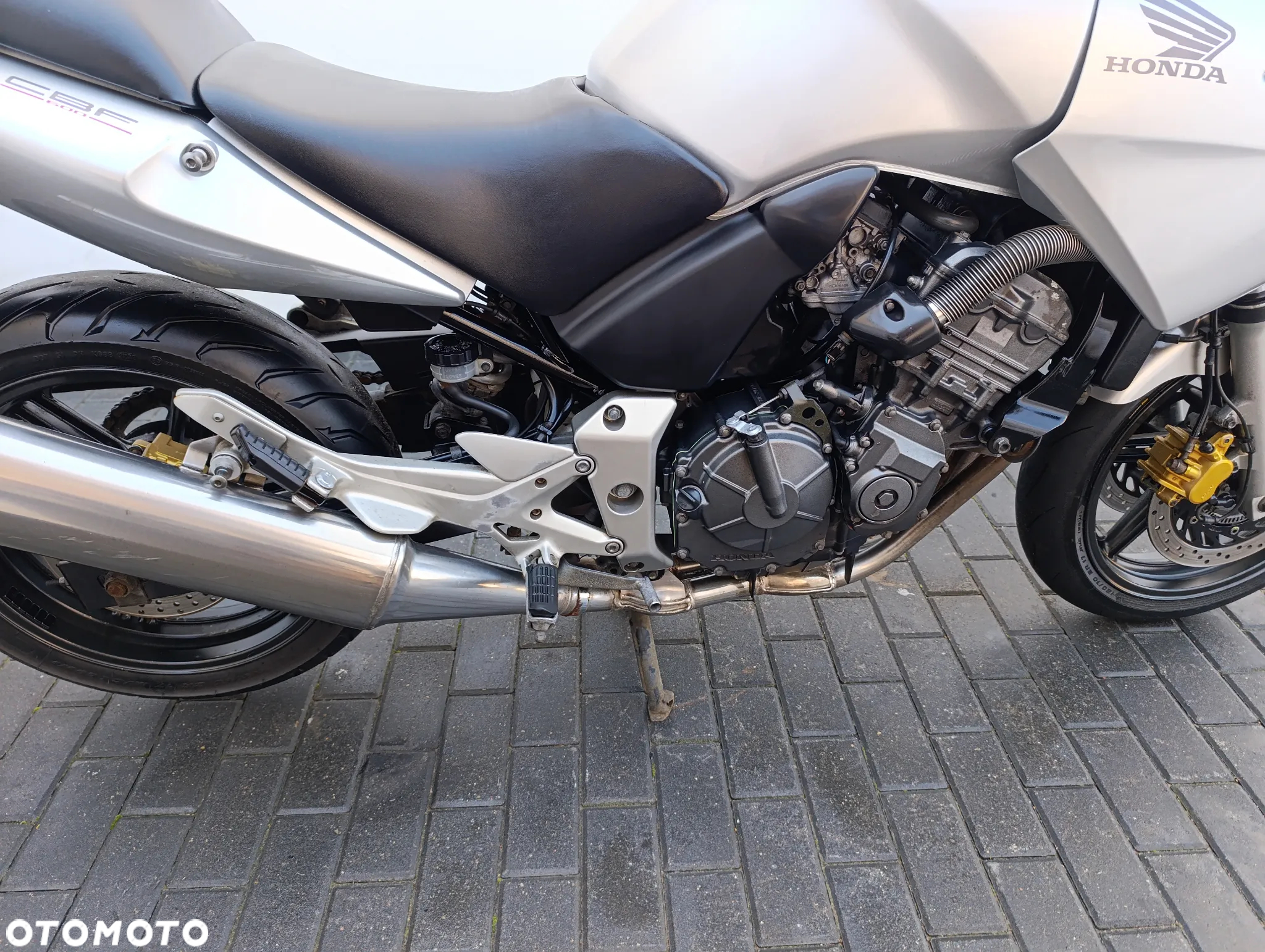 Honda CBF - 22