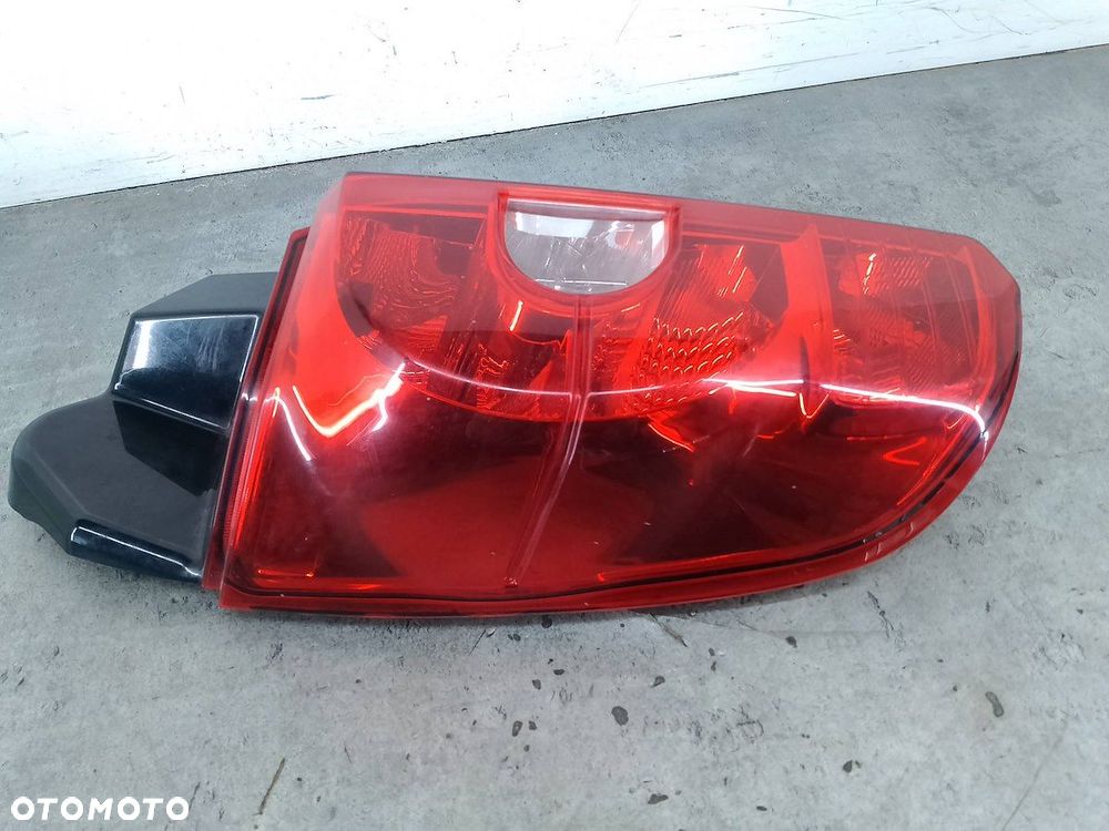 LAMPA TYLNA LEWA MITSUBISHI COLT VI FL HATCHBACK 5D - 5