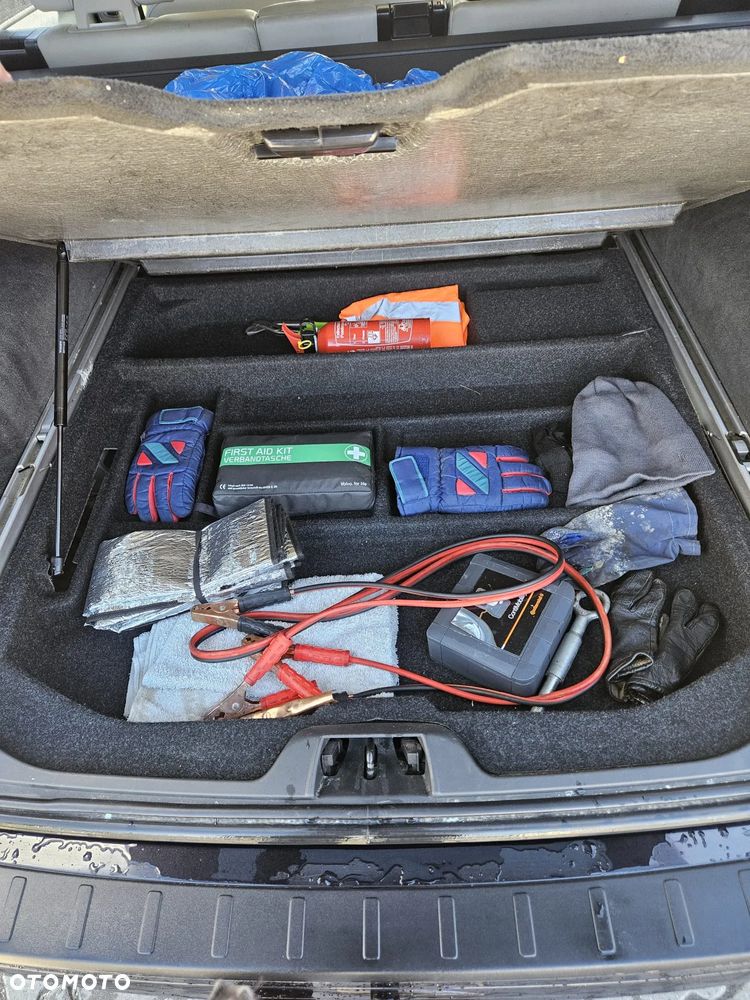 Volvo V70 D2 Momentum - 16