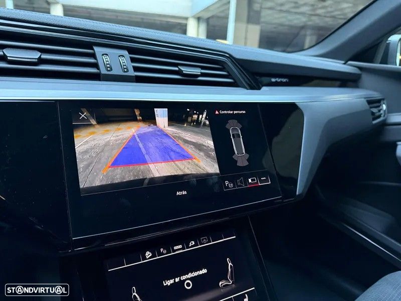 Audi e-tron 55 quattro S line - 29