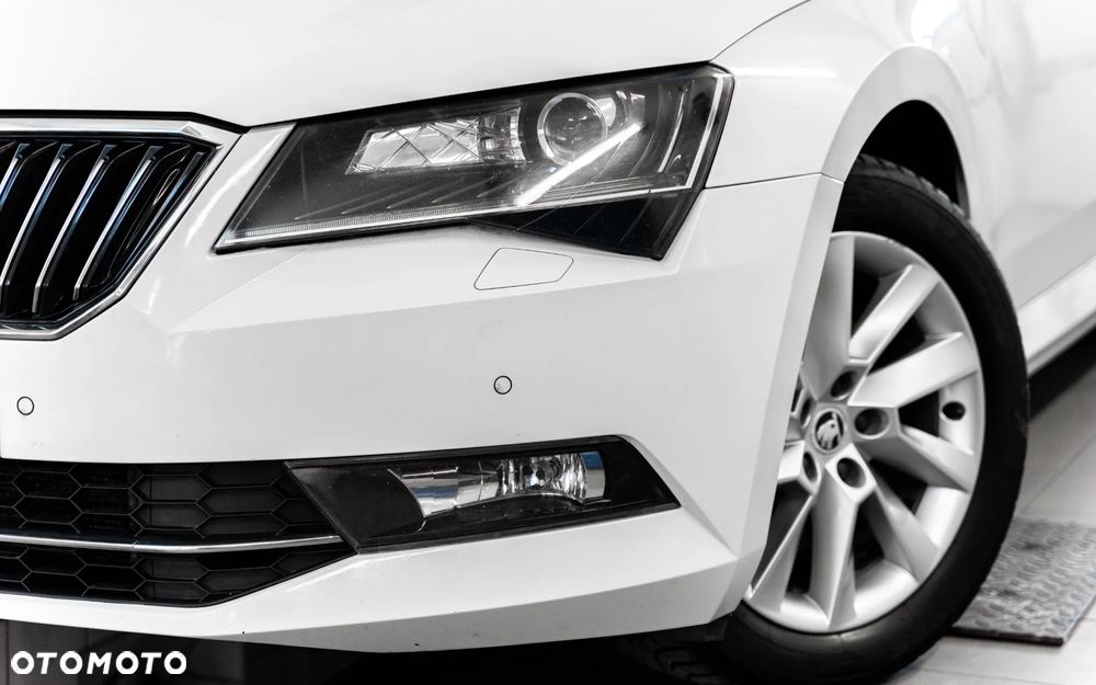 Skoda Superb 1.5 TSI ACT Ambition DSG - 15
