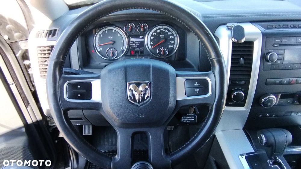 Dodge RAM 1500 5.7 4x4 - 11