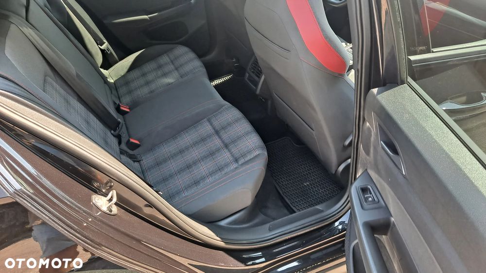 Volkswagen Golf 2.0 TSI BMT GTI Performance - 17