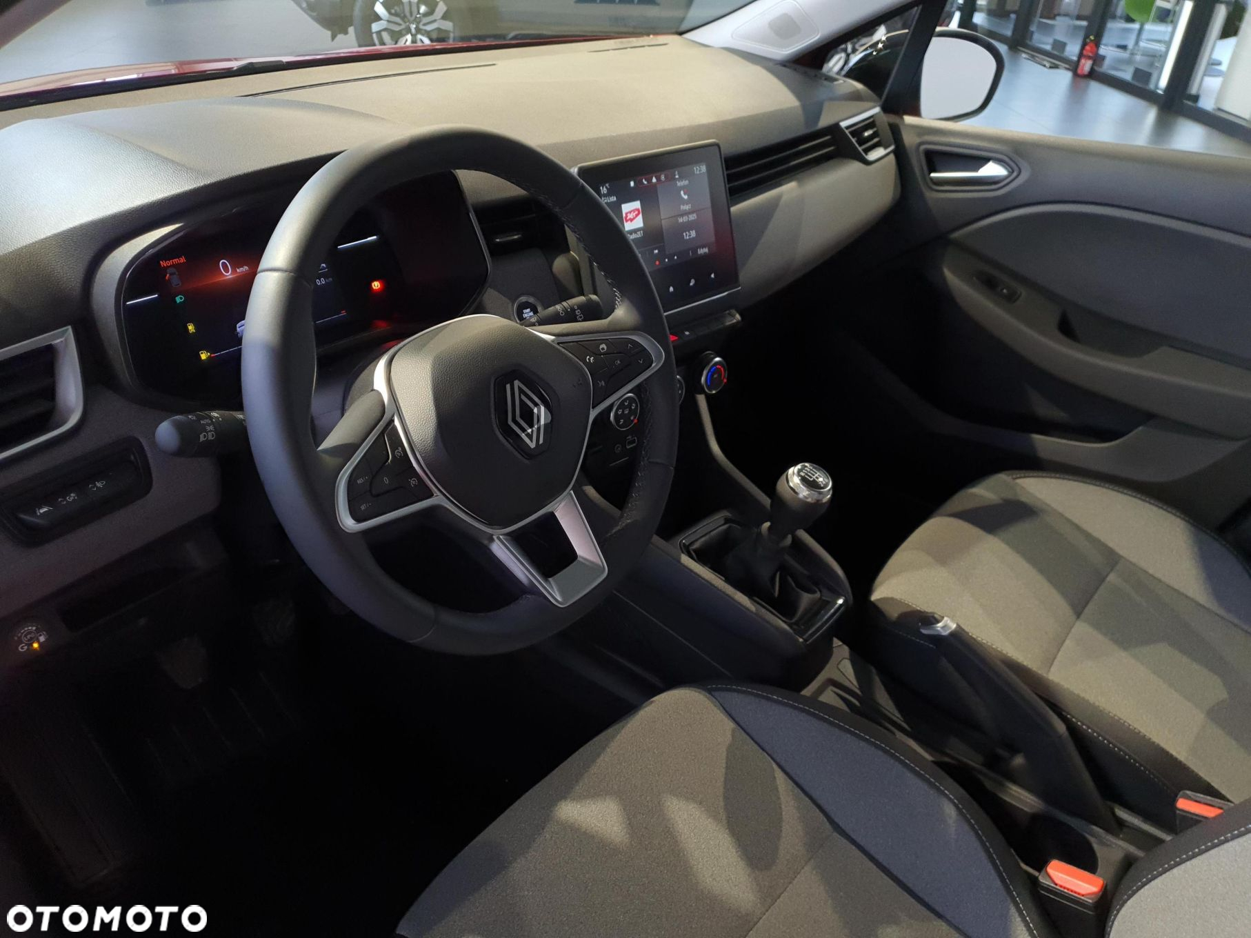 Renault Clio 1.0 TCe Evolution - 9