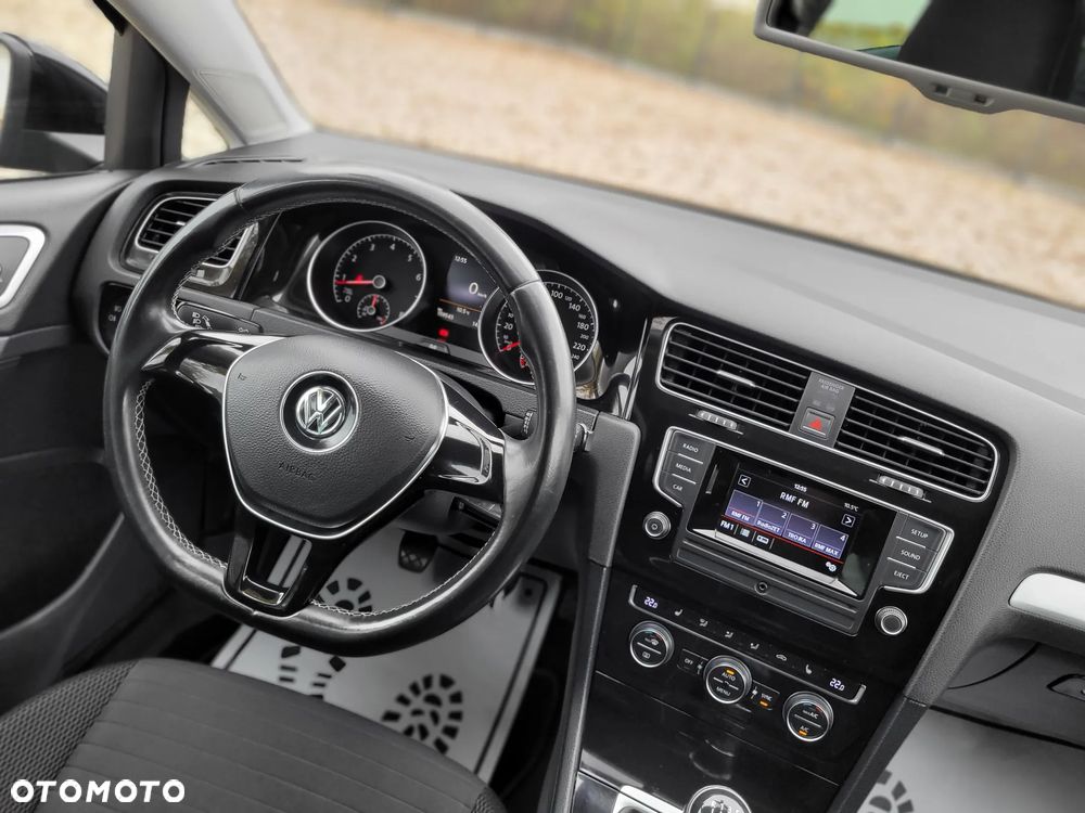 Volkswagen Golf 1.2 TSI BlueMotion Technology Cup - 19