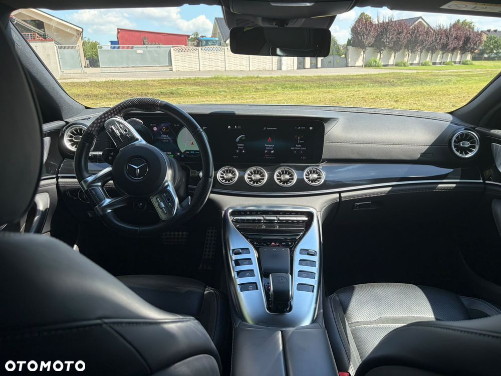 Mercedes-Benz AMG GT 43 4-Matic+ - 11