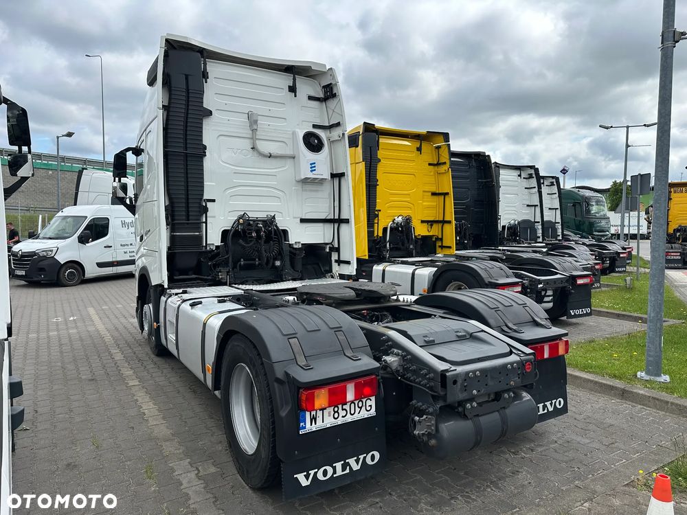 Volvo 2024 VOLVO FH 4x2 460KM I-Save Globetrotter XL!!! - 4
