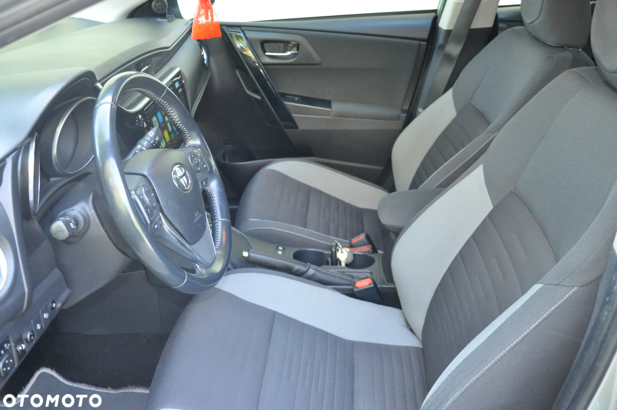 Toyota Auris - 24