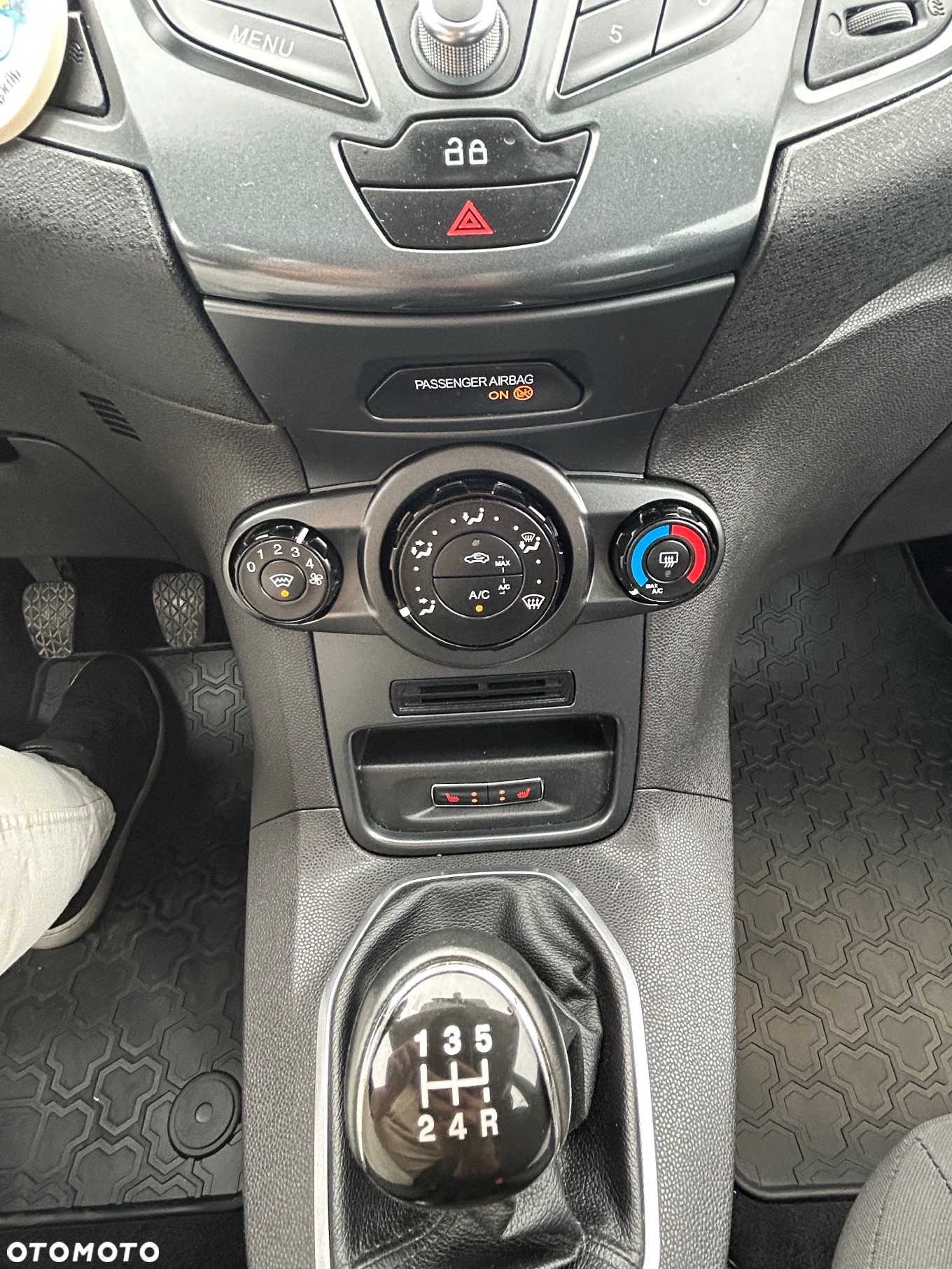 Ford Fiesta 1.25 Titanium X - 25