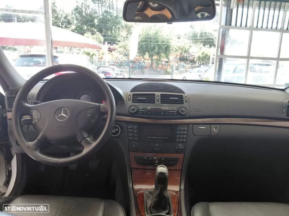 Mercedes-Benz E 220 CDI Classic - 8
