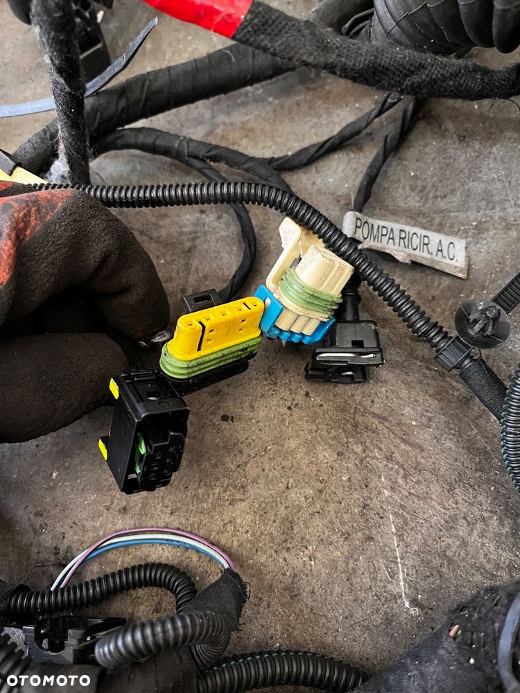 Wiązka Komory silnika Maserati Quatroporte V 4.2 2006 - 3