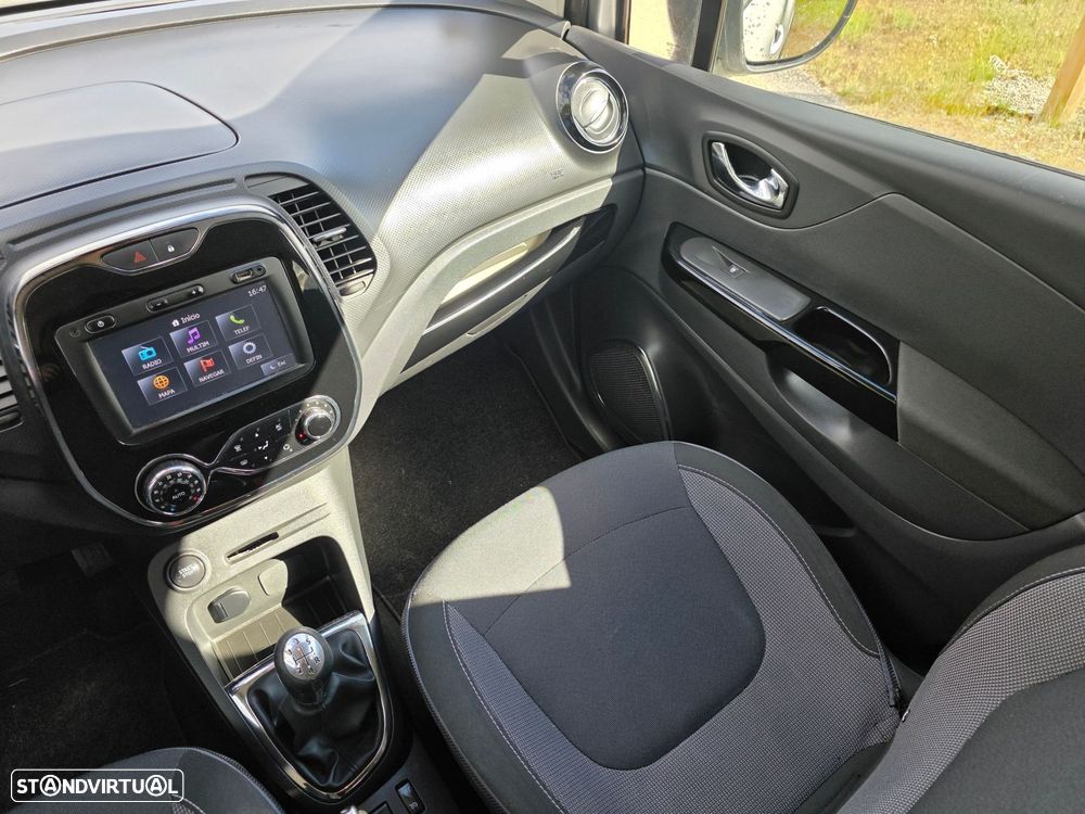 Renault Captur 1.5 dCi Exclusive - 15