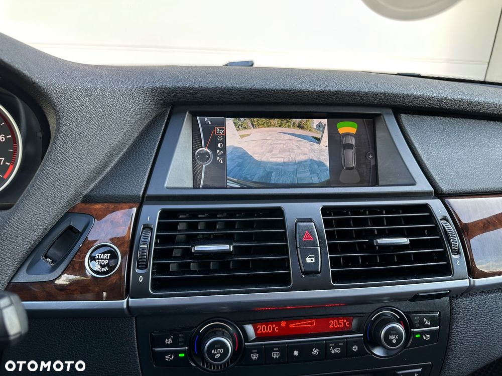 BMW X5 xDrive35i - 10