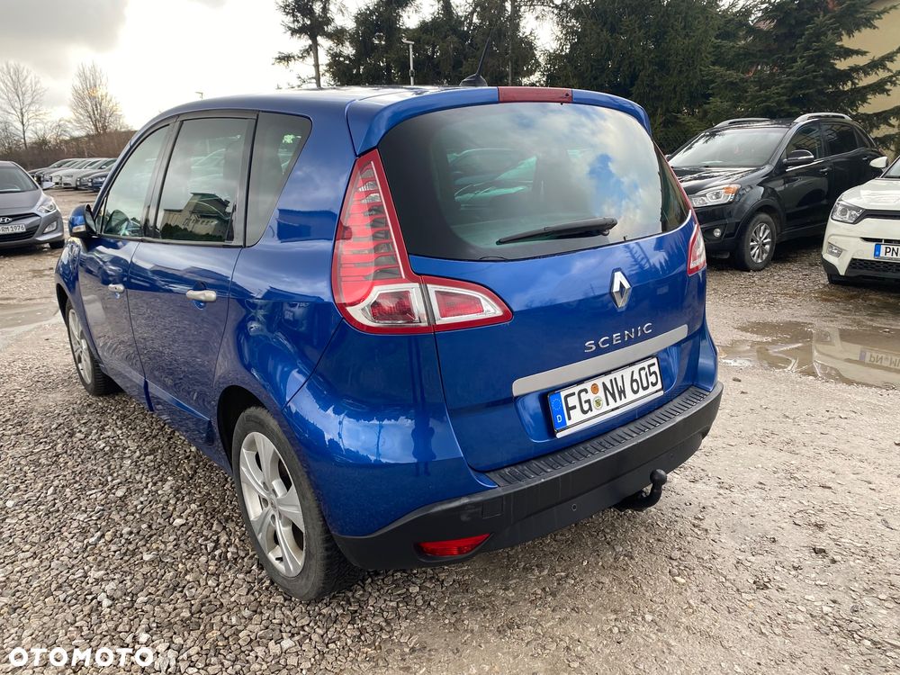 Renault Scenic 1.6 16V 110 Dynamique - 4