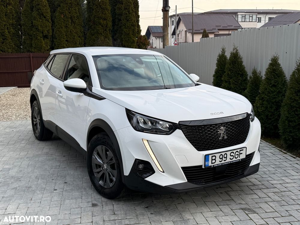 Peugeot 2008 PureTech 130 EAT8 Active - 1