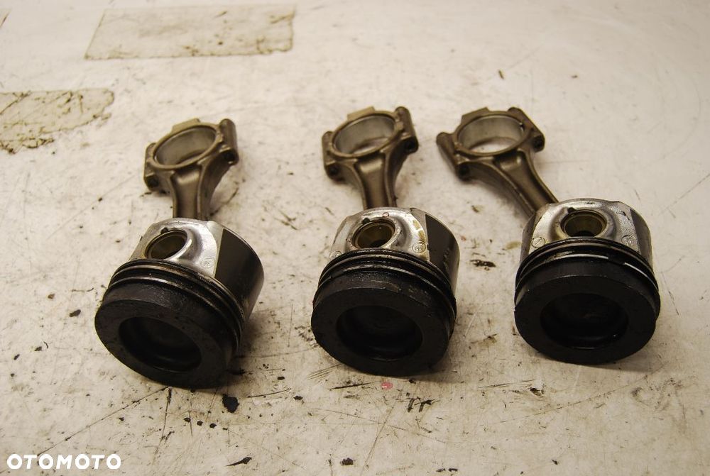 TŁOK KORBOWÓD 03LA SKODA OCTAVIA II LIFT 1.6 TDI 2.0 VW AUDI SEAT - 1