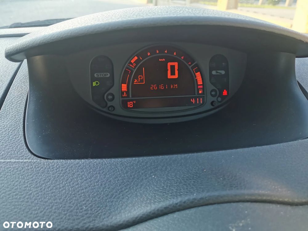 Renault Modus Grand 1.6 16V 110 Night and Day - 10