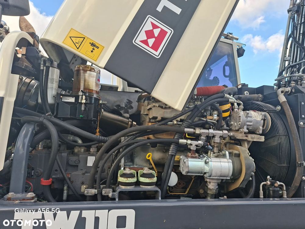 Terex TW110 ROTOTILT ze szczypcami - 15