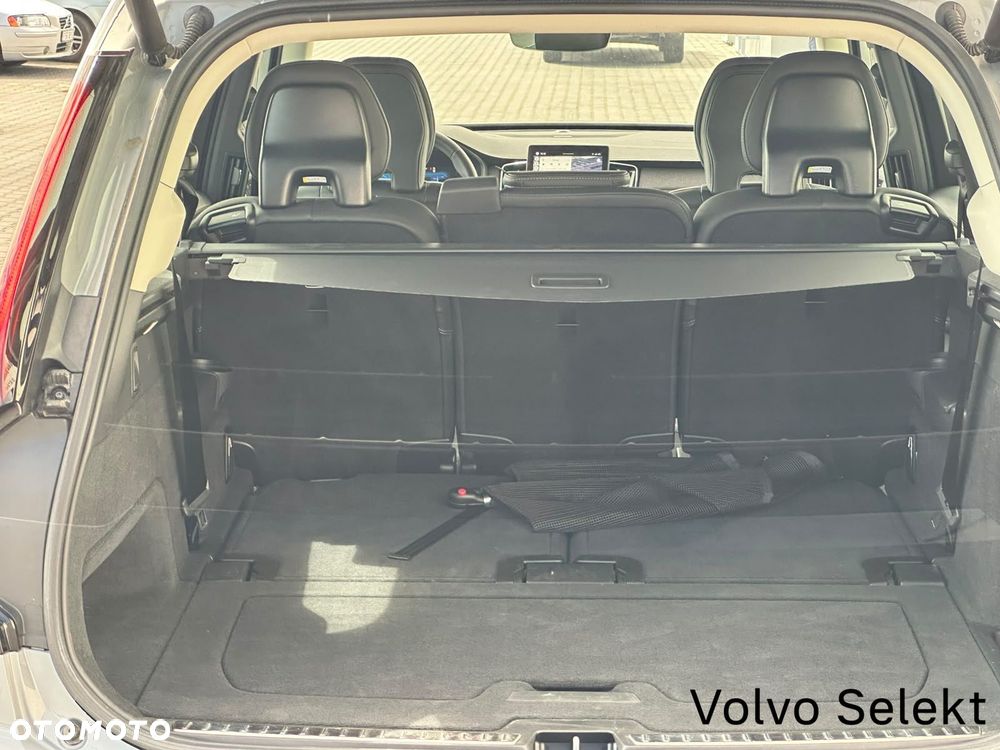 Volvo XC 90 - 20