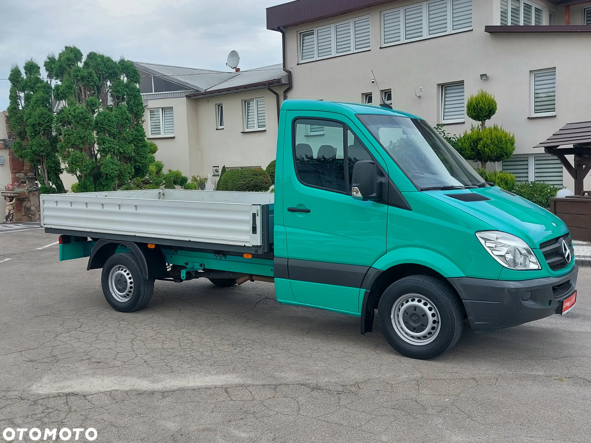 Mercedes-Benz Sprinter - 2