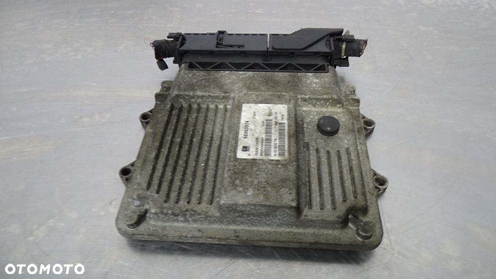 KOMPUTER SILNIKA SUZUKI SWITF MZ 1.3 55563974 - 1