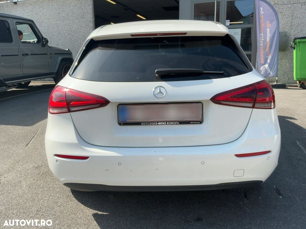 Mercedes-Benz A 180 d 7G-DCT - 3