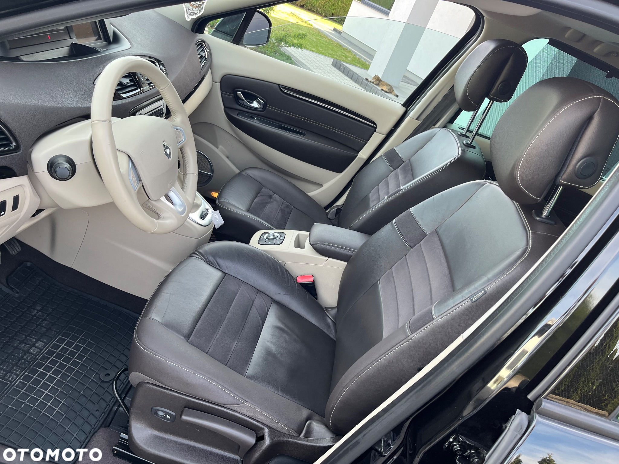 Renault Grand Scenic Gr 2.0 dCi Bose - 15