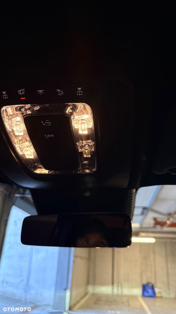 Mercedes-Benz GLB 200 AMG Line 7G-DCT - 21