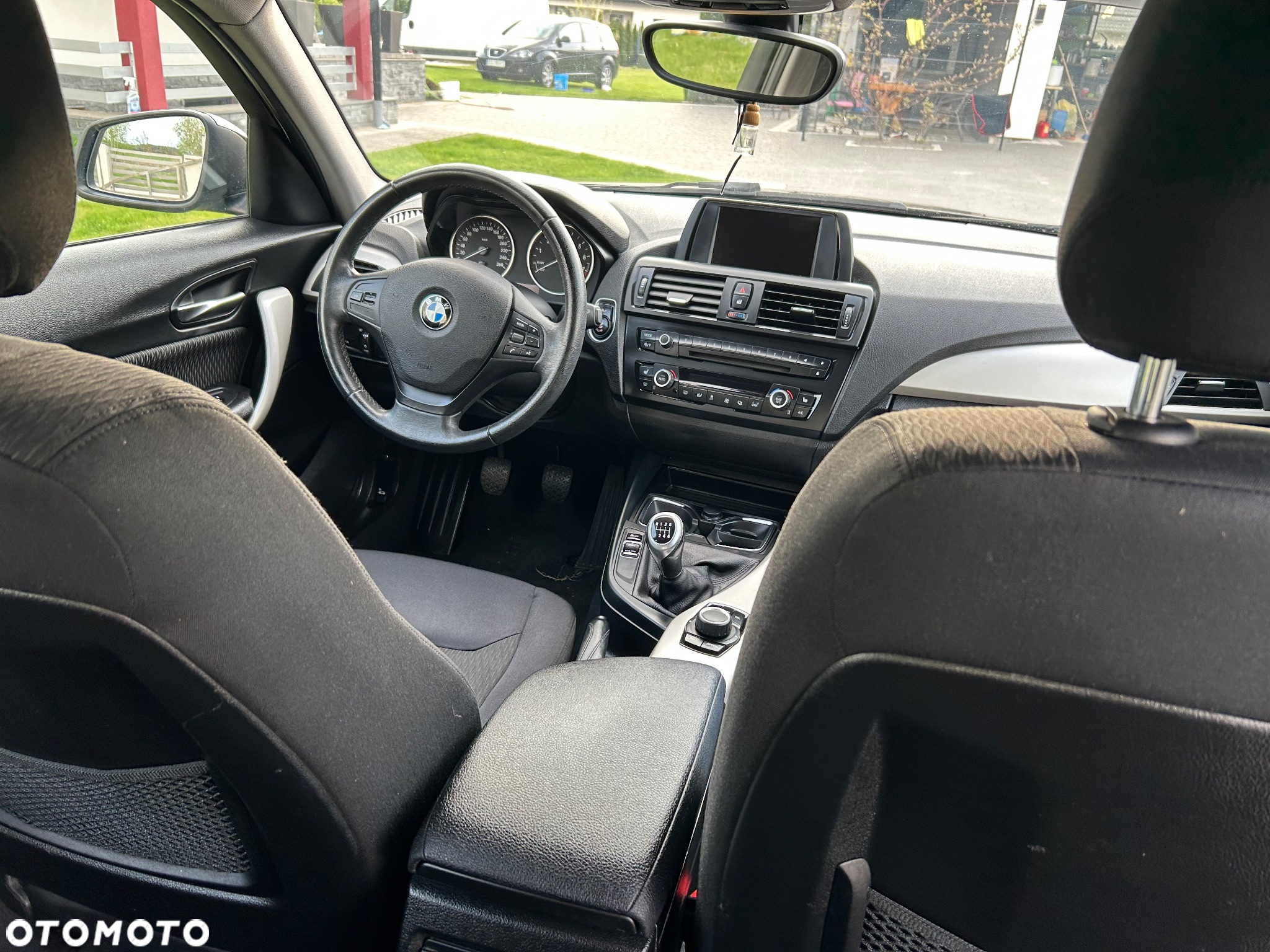 BMW Seria 1 116i - 6