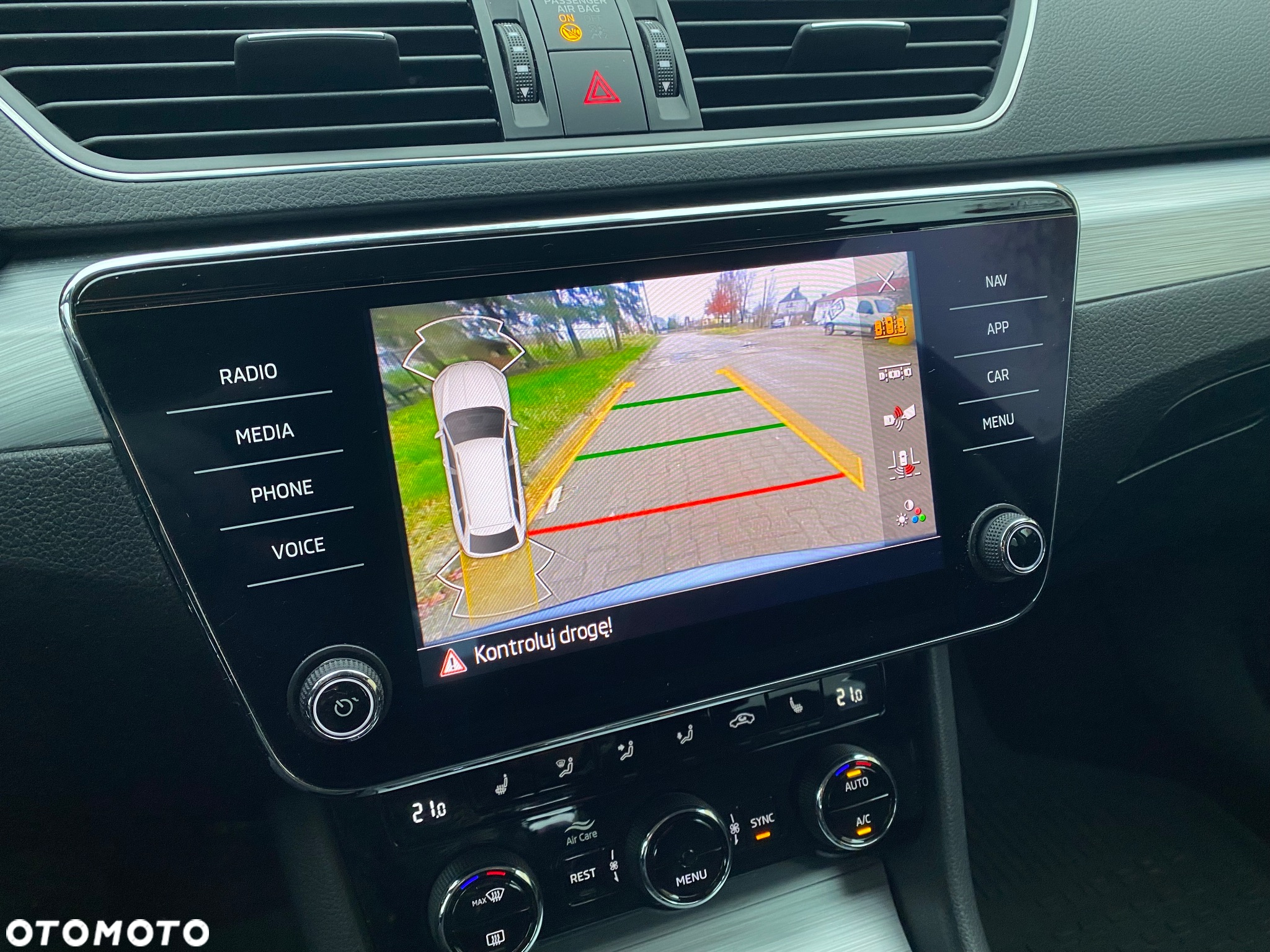 Skoda Superb 1.5 TSI ACT Ambition DSG - 18