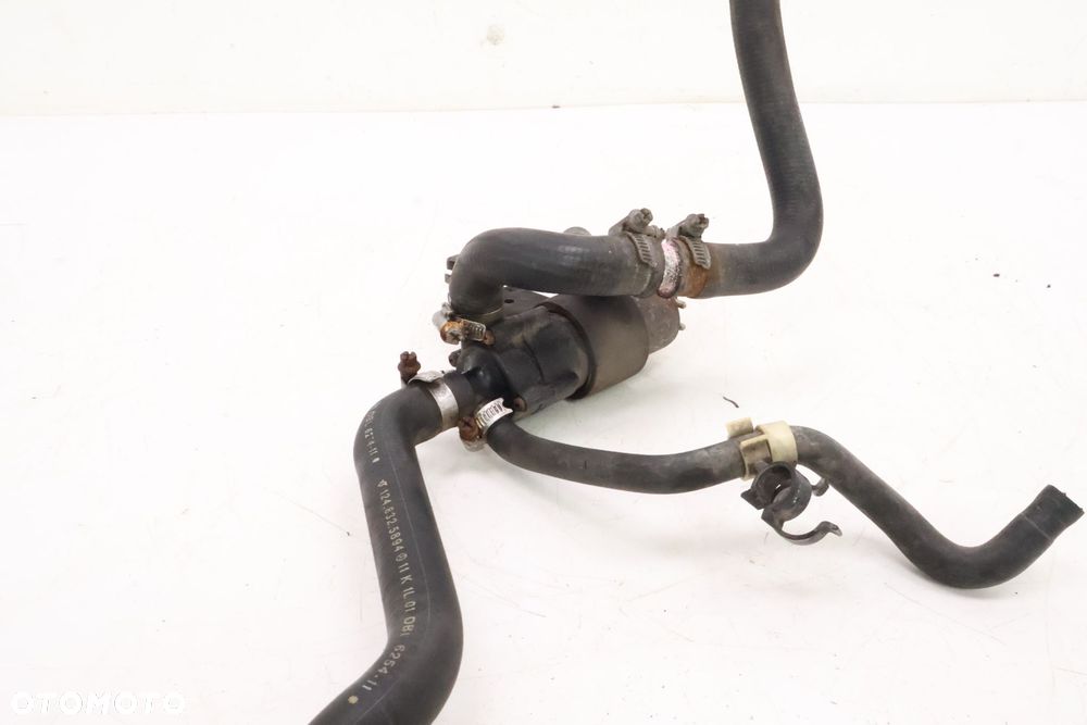 MERCEDES-BENZ W124 DODATKOWA POMPA WODY PRZEWODY 1243302214 - 5