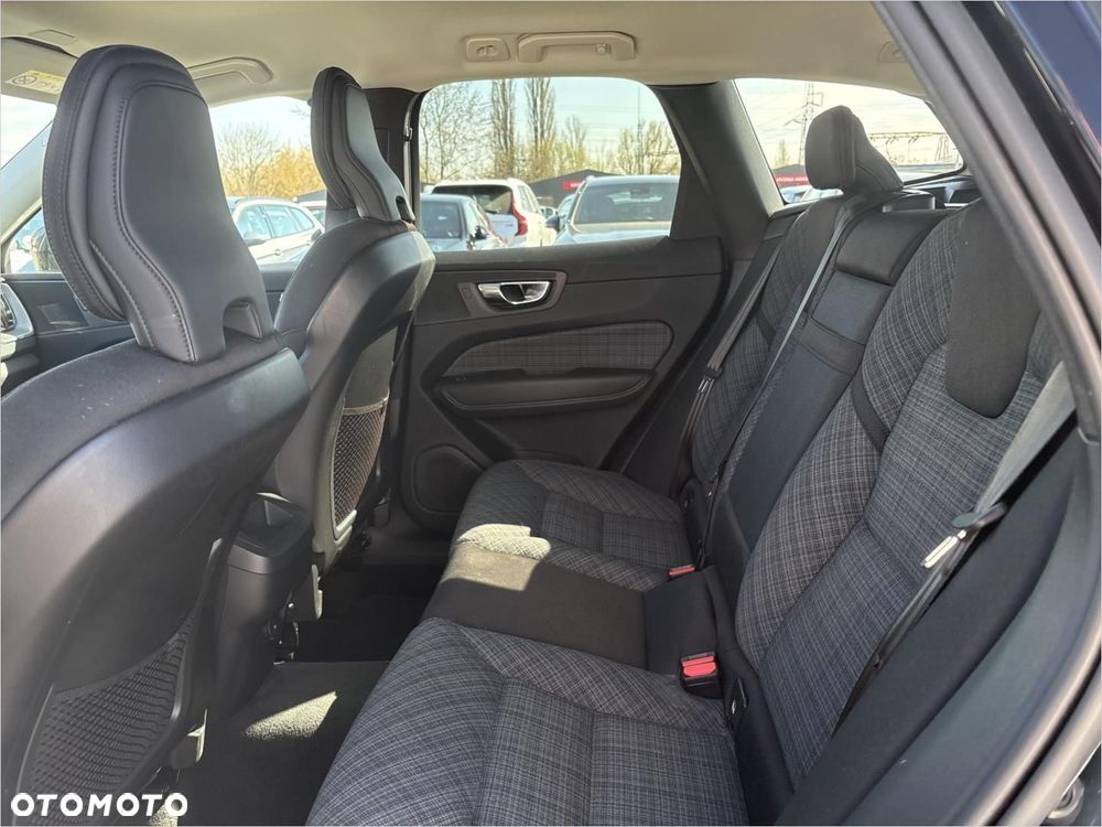 Volvo XC 60 B4 D AWD Core - 15