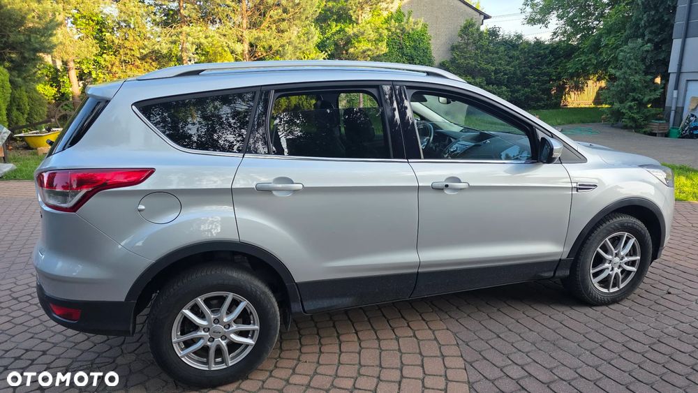 Ford Kuga 1.6 EcoBoost 4x4 Titanium - 18