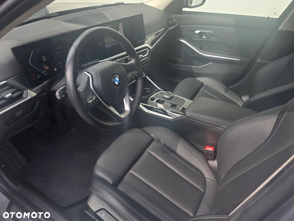 BMW Seria 3 318i - 21