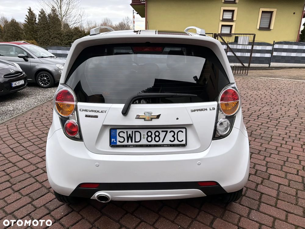 Chevrolet Spark - 39