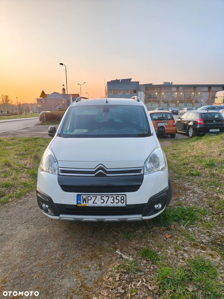 Citroën Berlingo Multispace BlueHDi 120 S&S SHINE - 2