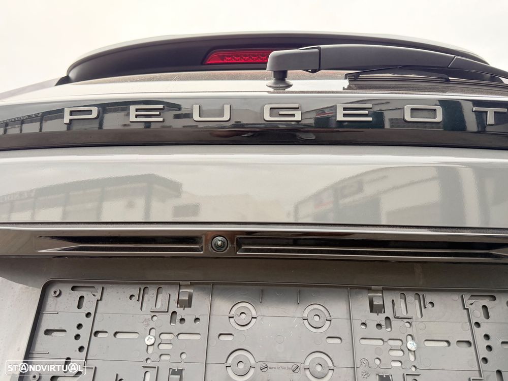 Peugeot 2008 1.2 PureTech Allure Pack - 6