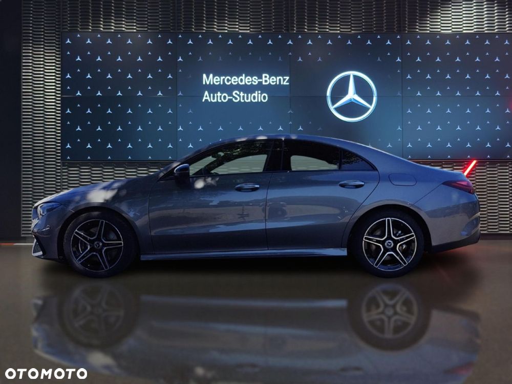 Mercedes-Benz CLA - 2
