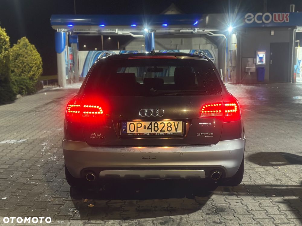 Audi A6 Allroad - 12