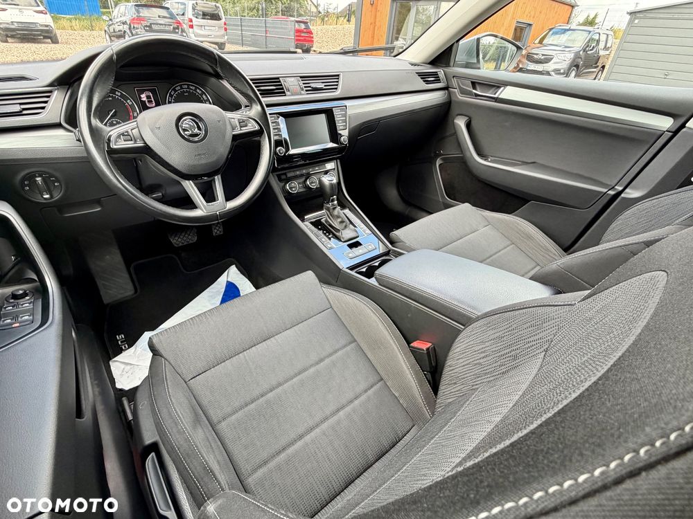 Skoda Superb 1.8 TSI Ambition DSG - 20