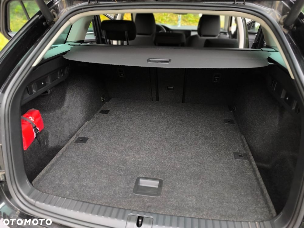 Skoda Octavia 1.5 TSI Scout First Edition - 39