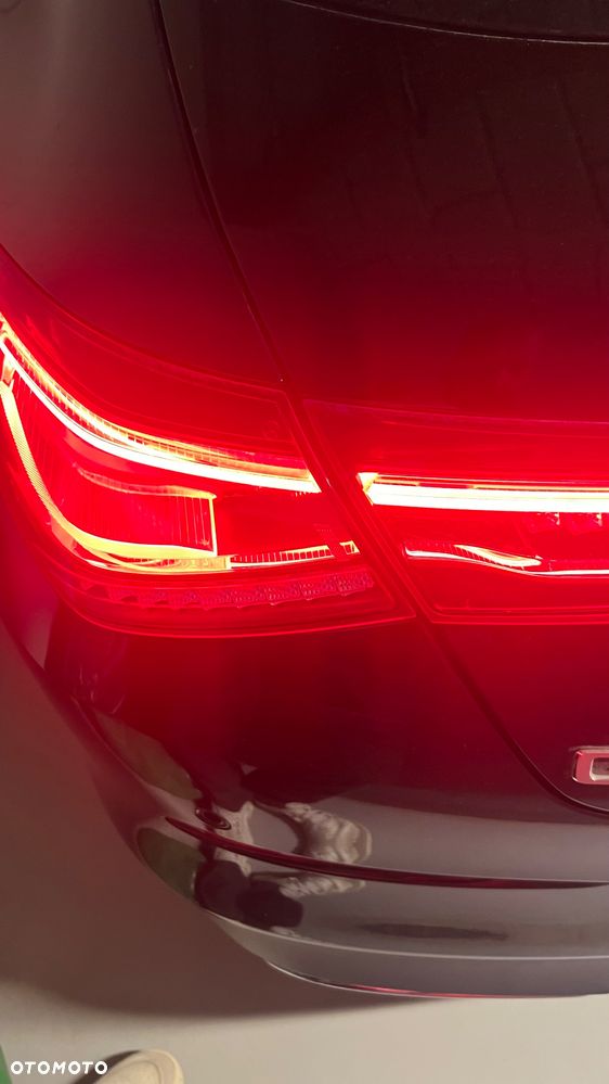 Mercedes-Benz CLA 180 7G-DCT - 26