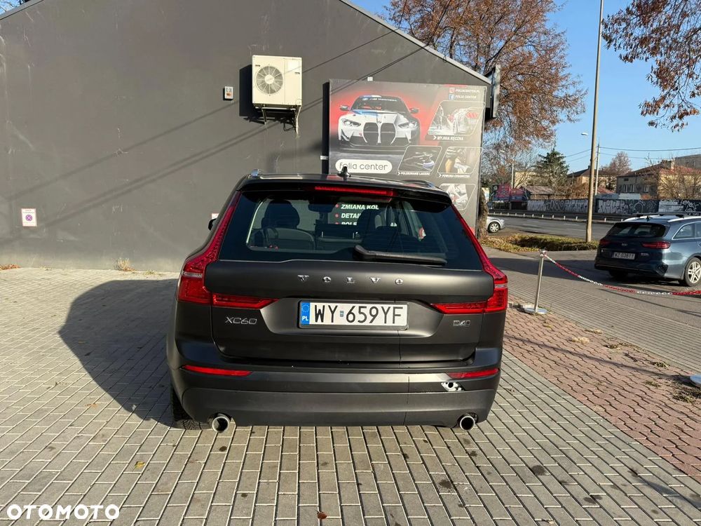 Volvo XC 60 D4 AWD Momentum - 2