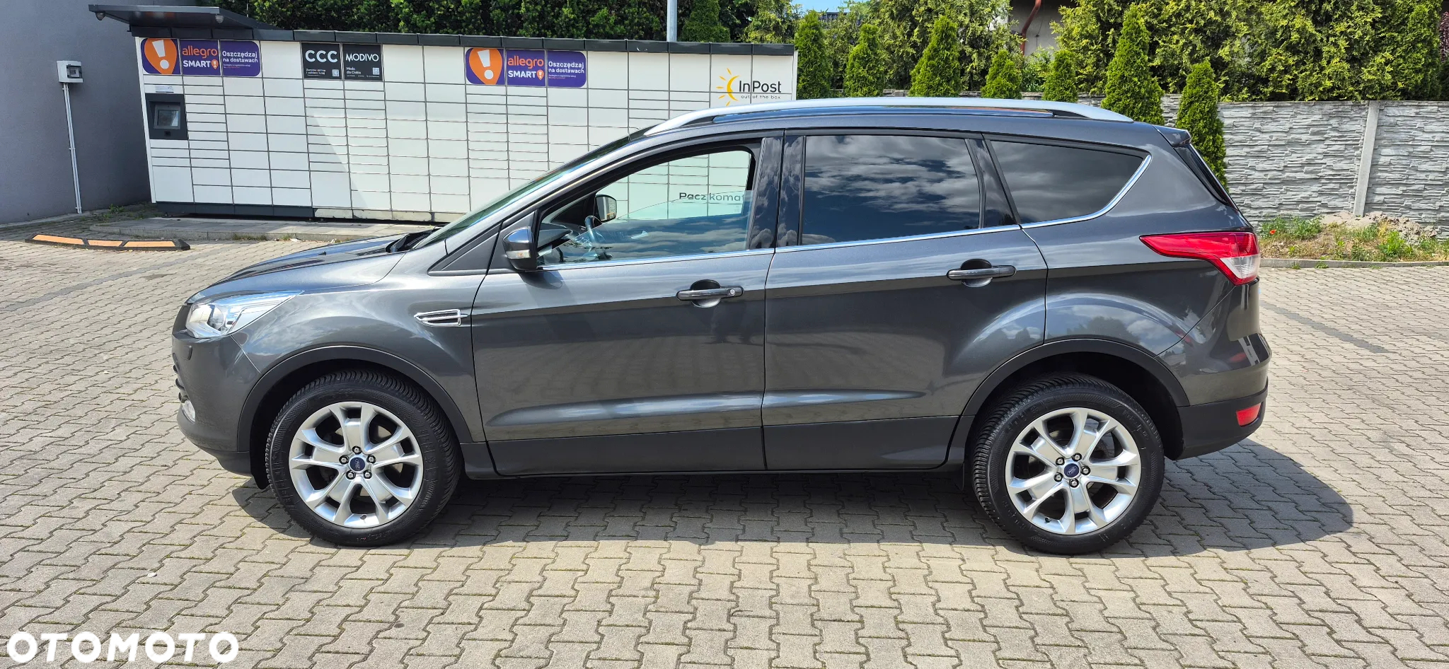 Ford Kuga 1.6 EcoBoost 2x4 Titanium - 8