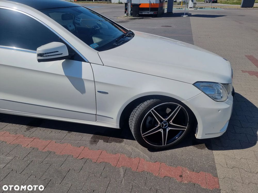 Mercedes-Benz Klasa E - 9