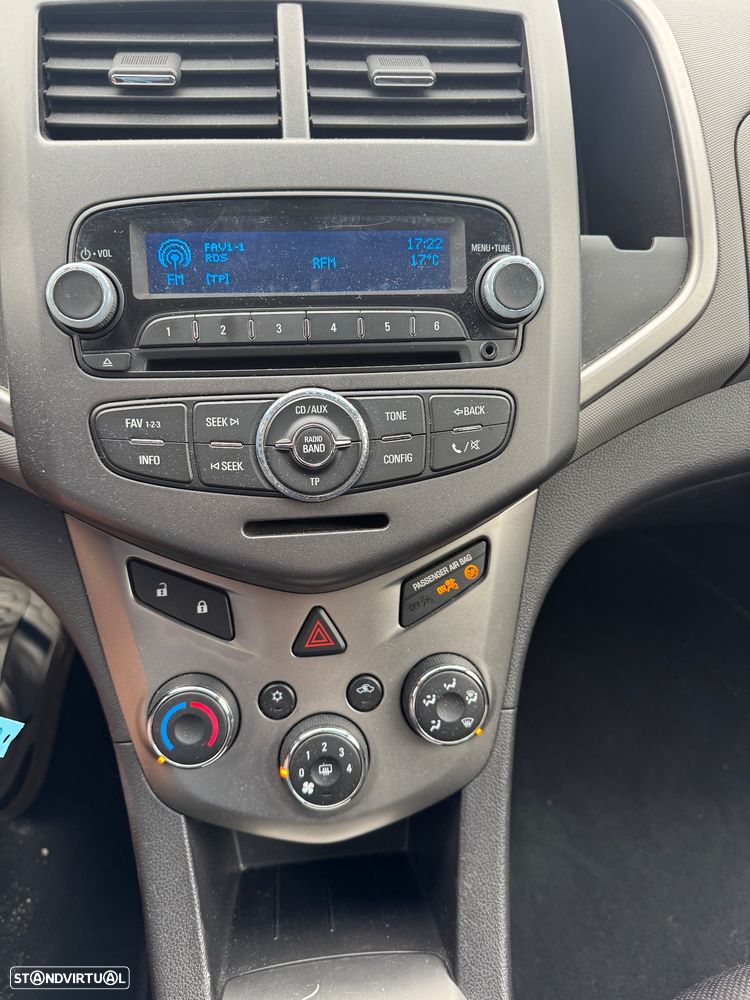 Chevrolet Aveo 1.2 LS - 7