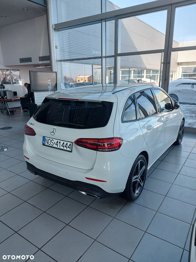 Mercedes-Benz Klasa B 180 d 7G-DCT - 14